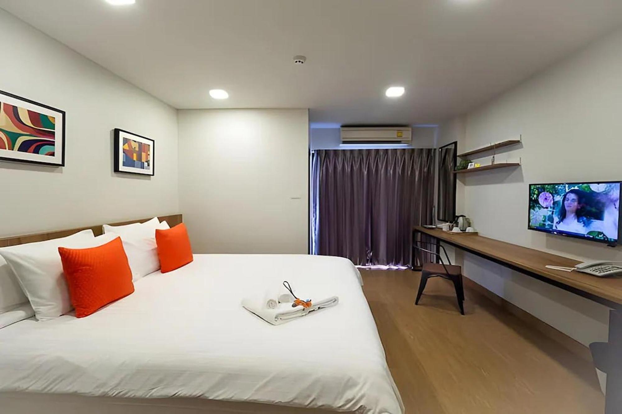 Standard King Room