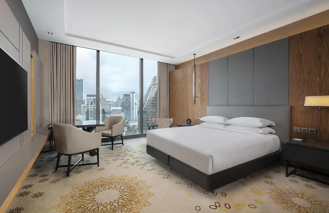 Hyatt Regency Bangkok Sukhumvit-1