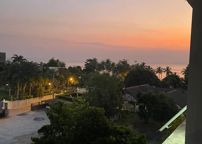 The Patio Bangsaen Miracle Seaview