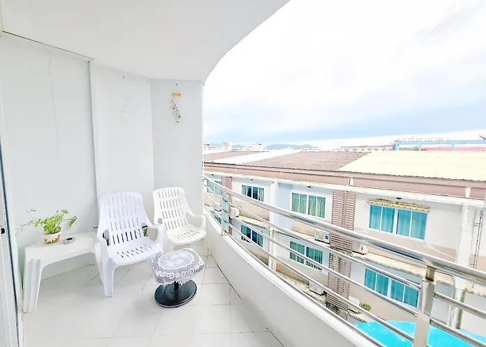 Condo The Beach Bangsaen 327/38